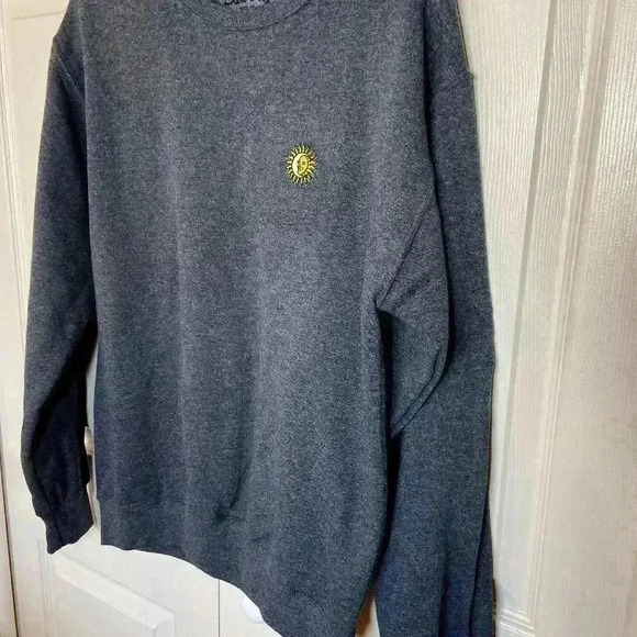 Bowery Supply Co Men's Crewneck Sweatshirt SMALL Grey Graphic Cosmic Love Skater - Picture 4 of 8